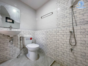 *****ทาวน์เฮ้าส์มือสองย่านนนทบุรี ม.ซอยเรวดี57 ติวานนท์ บนเนื้อที่ 17 ตร.ว. ฟังก์ชัน 3 ห้องนอน 2 ห้องน้ำ 1 ที่จอดรถ บ้านรีโนเวทใหม่ สภาพนางฟ้า พร้อมอยู่ เพียง 5 นาทีก็ถึงรถไฟฟ้าสายสีม่วง "สถานีบางกระสอ" ใกล้ทางด่วน "งามวงศ์วาน" จองด่วน!